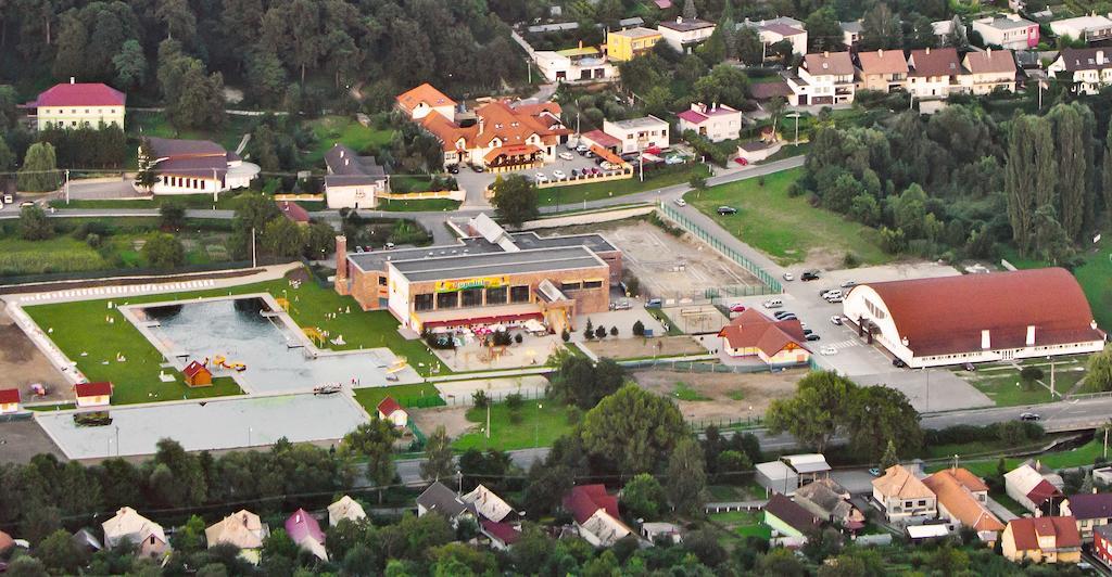 Penzion Kastiel Velky Krtis Buitenkant foto