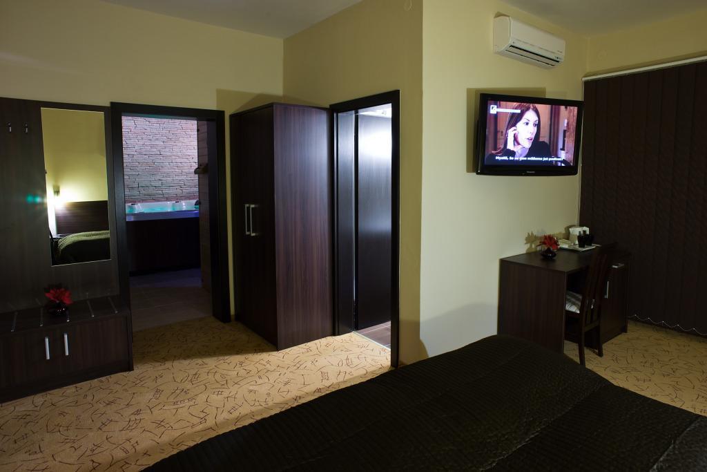 Penzion Kastiel Velky Krtis Kamer foto